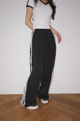 Black lace line sweatpants