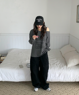 ユトワンオフショルダー Tシャツ