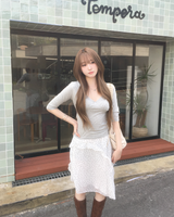 Vネック シャーリング Tシャツ