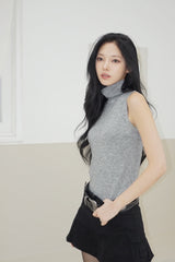ウールアンゴラ ノースリーブ タートルネック Tシャツ