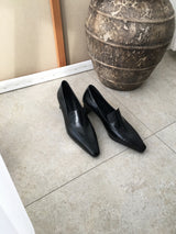 Stiletto middle pumps