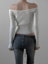 Curved off-shoulder knit