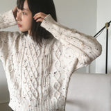 ナタボカシツイストラウンドニット
