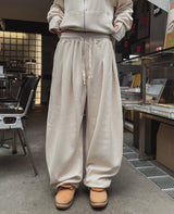 ヘンネ プリーツ バルーン トレーニングパンツ