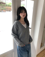 モナン ディープVネックニット