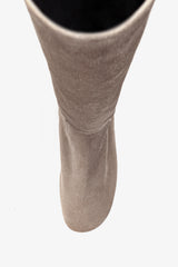 WRINKLE BOOTS IN OAT MILK