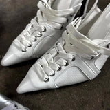 Sneakers point heels