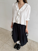 lace frill blous