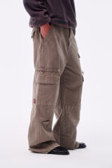 GARMENT-DYED DISTRESSED BELT LOOP POCKET CROSS PLEAT COLOR-TOOTH ZIPPER DRAWSTRING CARGO PANTS