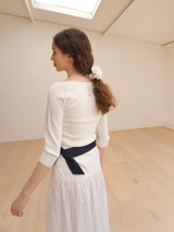 Cosymosy White Camellia Scrunchie