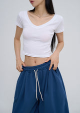 [U-BASIC] ソフトコットンVネッククロップドTシャツ