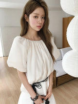 Gureum puff blouse