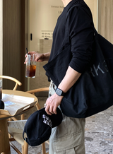 アーロンモーデンエッセンシャルセミクロッピードロングスリーブTシャツ
