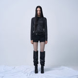 LOW-RISE SHORT PANTS (BLACK)