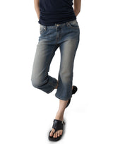 Vintage Capri Denim Pants (low-rise)