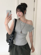 ロエアイレットストラップアンバランスショルダーTシャツ