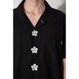BUTTON FLOWER HALF SHIRT / BLACK