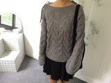 Pudding off-shoulder knit