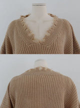FRINGE V-NECK KNIT TOP (BEIGE)