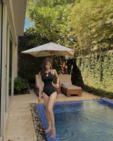 Crane back slit monokini