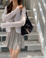 Near strap cardigan