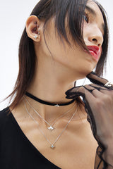 シャインスターシングルピアス (M)