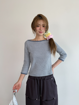 キャロラインTシャツ