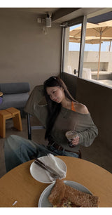 ルーズフィットオフショルダーレイヤードセットロングスリーブTシャツ