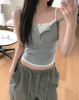 [U-BASIC] Rollin Button Round Sleeveless Top
