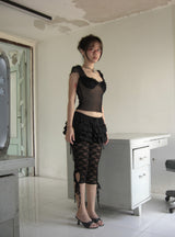NOIR RUFFLE TOP / NOIR RUFFLE トップス