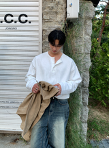 Adaph Henry Neck Waffle Overfit Long Sleeve Tee