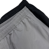curve track flying pants