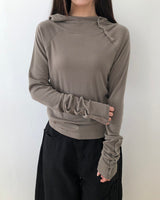 トゥーインダイアゴナルボタンフーディドTシャツ