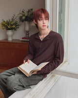 Finrun Fingerhole Henley Neck Long Sleeve