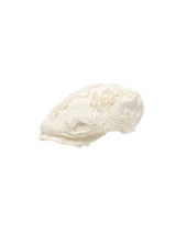 CORSAGE FLAT CAP IN EGGSHELL