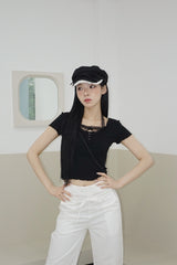 ブラックレイヤードホルターネックストラップショートスリーブTシャツ