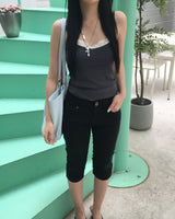 Lace sleeveless