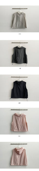 Token nylon string hood vest