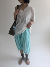 Monog off-shoulder T-shirt (2color)