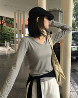 [ORIGINAL] Tika Pigment V-Neck Long-Sleeve T-Shirt
