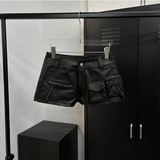 Pocket leather short pants