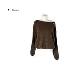 Peto Loose Fit Pendant Lip Neck One-Shoulder Knit