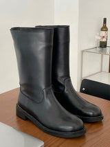 ROUND HALF BOOT (BLACK)
