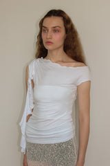 ONE SHOULDER RUFFLE TRIM TOP / WHITE
