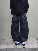 Naved Two-Tuck Raw Curved Denim Pants