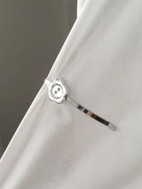 button hairpin
