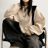 P.V. badge color button sweatshirt