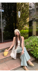 Beige knit hat, bucket hat