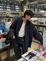 シンプルUネックTシャツ