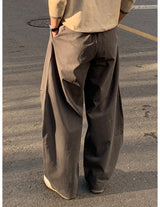 Frange Over Curved Pants